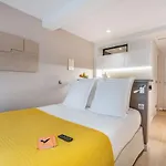 Apartment Yuna Les Halles - Serviced