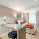 Apartment Yuna Les Halles - Serviced *